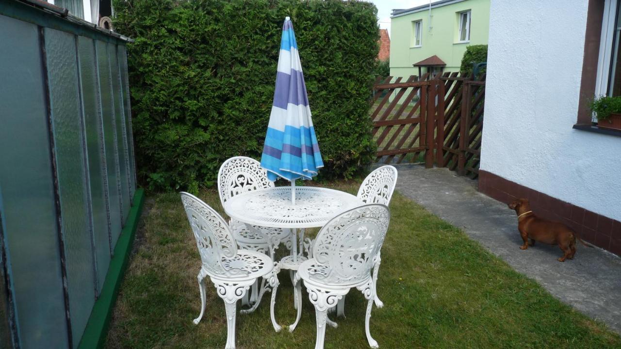 Domek W Ogrodzie Mrągowo Exteriör bild